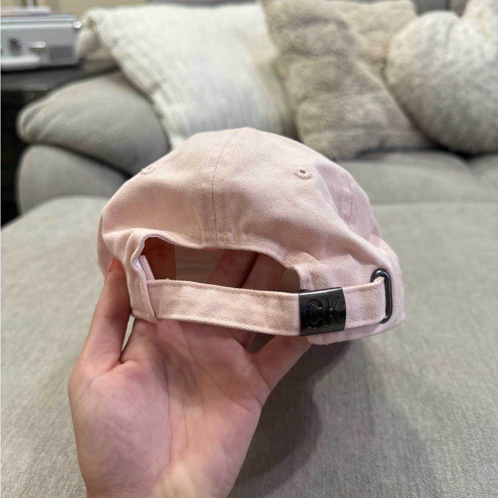 NWOT Light Pink Calvin Klein Jeans Baseball Cap Hat - Picture 4 of 7